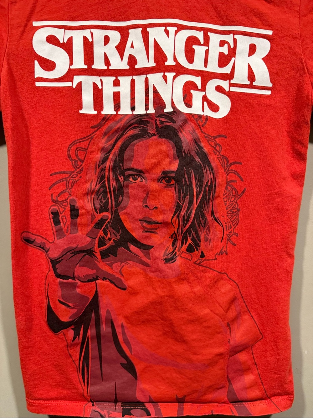 Stranger Things Red Graphic movie Tee - Official Series Shirt w/ back slit weave - Picture 2 of 6